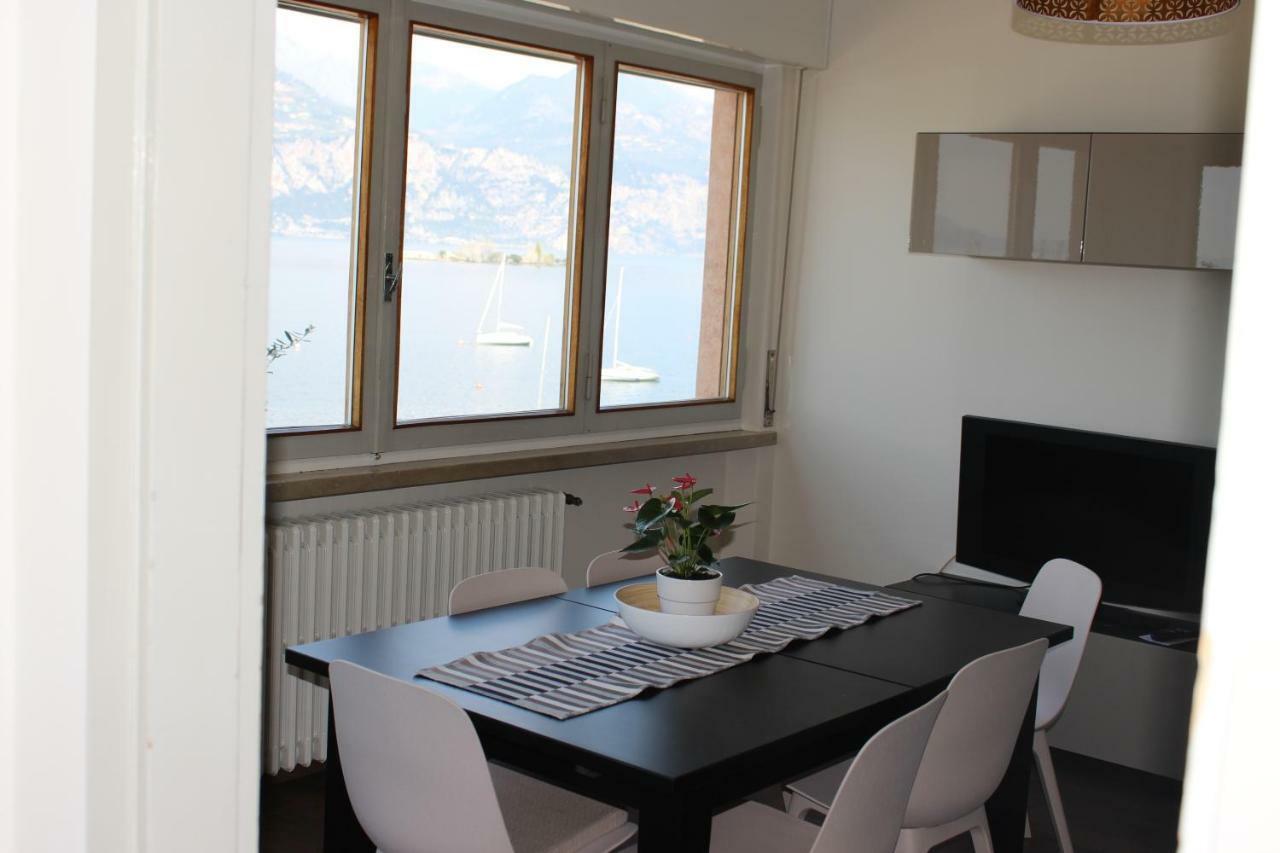 Casa Ines Fronte Lago Aparthotel Brenzone sul Garda Luaran gambar